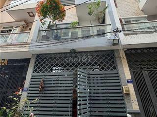 Nhà 1 / Tỉnh lộ 10 hẻm xe hơi
