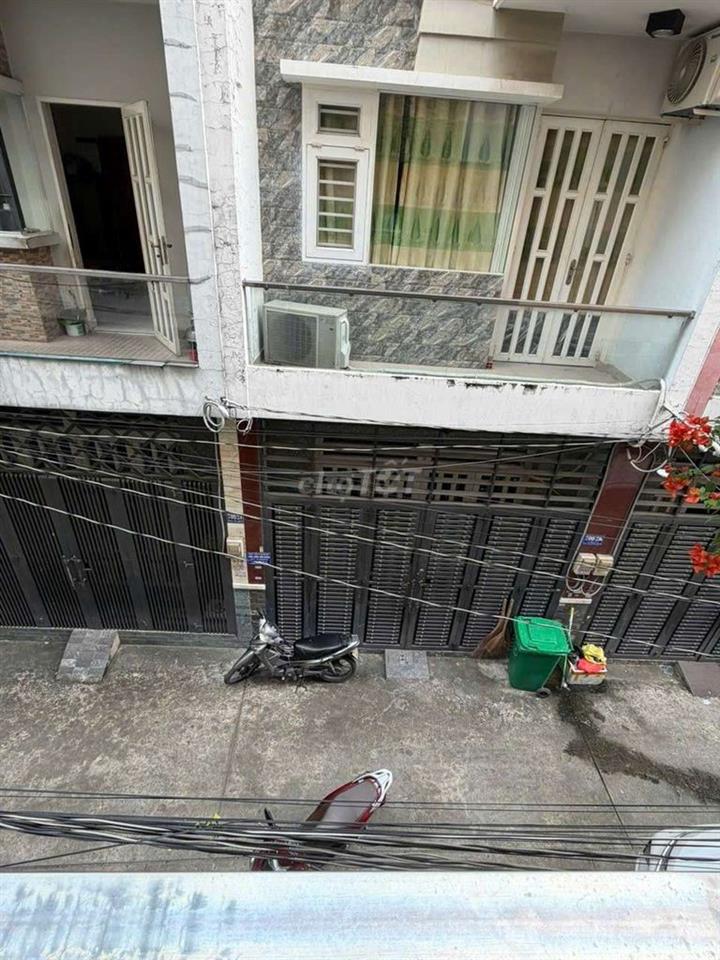 Nhà 1 / Tỉnh lộ 10 hẻm xe hơi