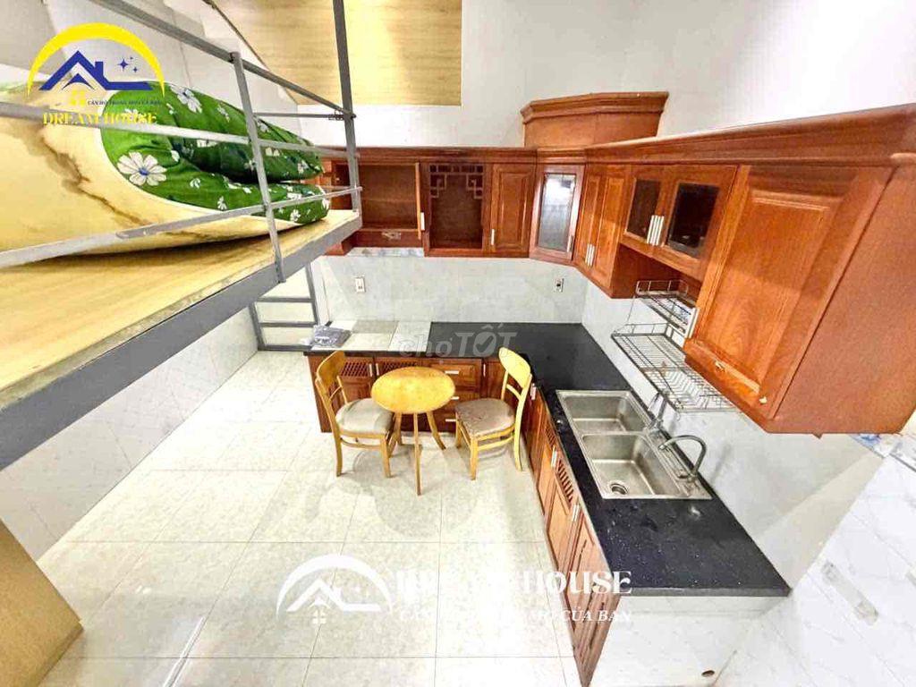 PHÒNG TRỆT CHO THUÊ NGAY CỘNG HOÀ