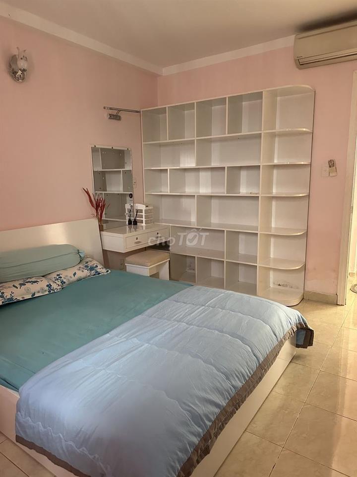 Bán căn hộ chung cư 36 Nguyễn Huy Lương 80 m2 liền kề quận 1