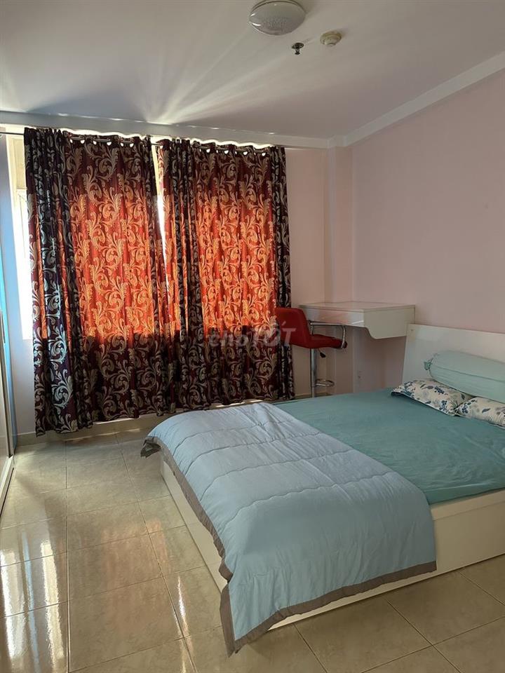 Bán căn hộ chung cư 36 Nguyễn Huy Lương 80 m2 liền kề quận 1