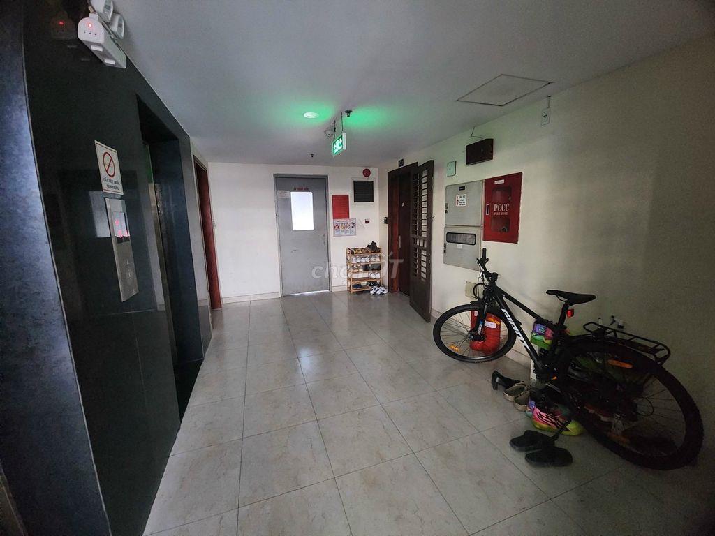 Bán căn hộ chung cư 36 Nguyễn Huy Lương 80 m2 liền kề quận 1