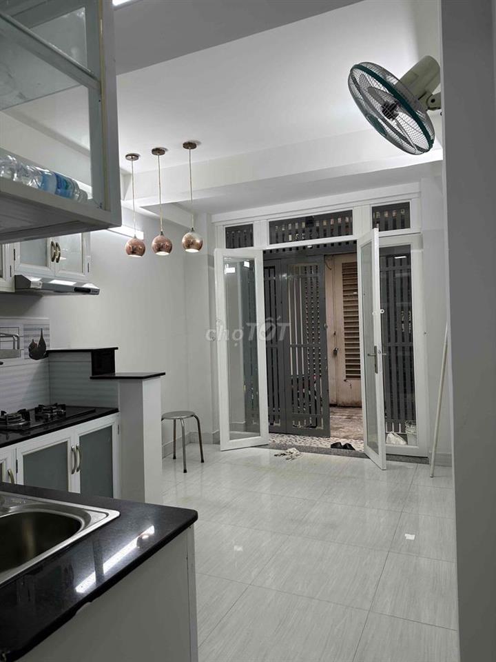 CHO THUÊ NHÀ NGUYÊN CĂN - NHÀ ĐẸP, RỘNG RÃI, HẺM CÙNG YÊN TĨNH