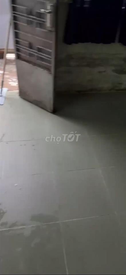 Cho thuê nhà sẵn máy lạnh