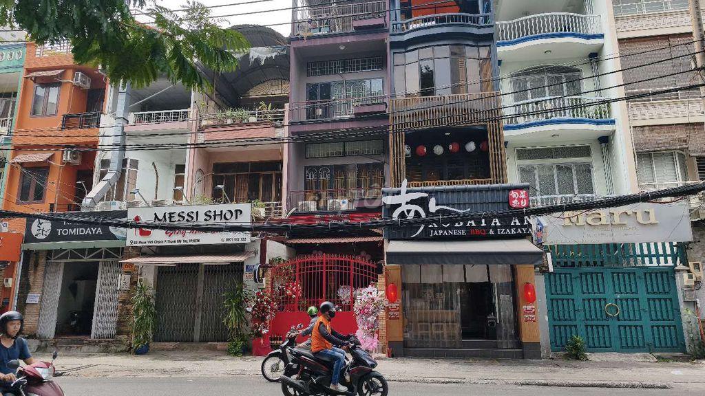 Mặt tiền khu phố Nhật Phạm Viết Chánh
