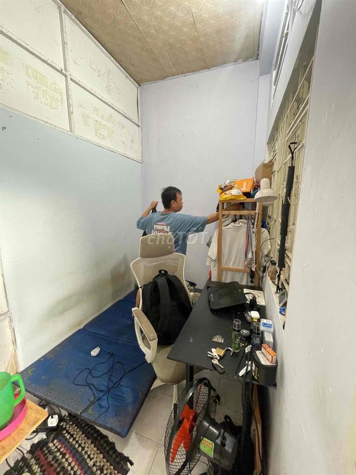 pòng cho thê