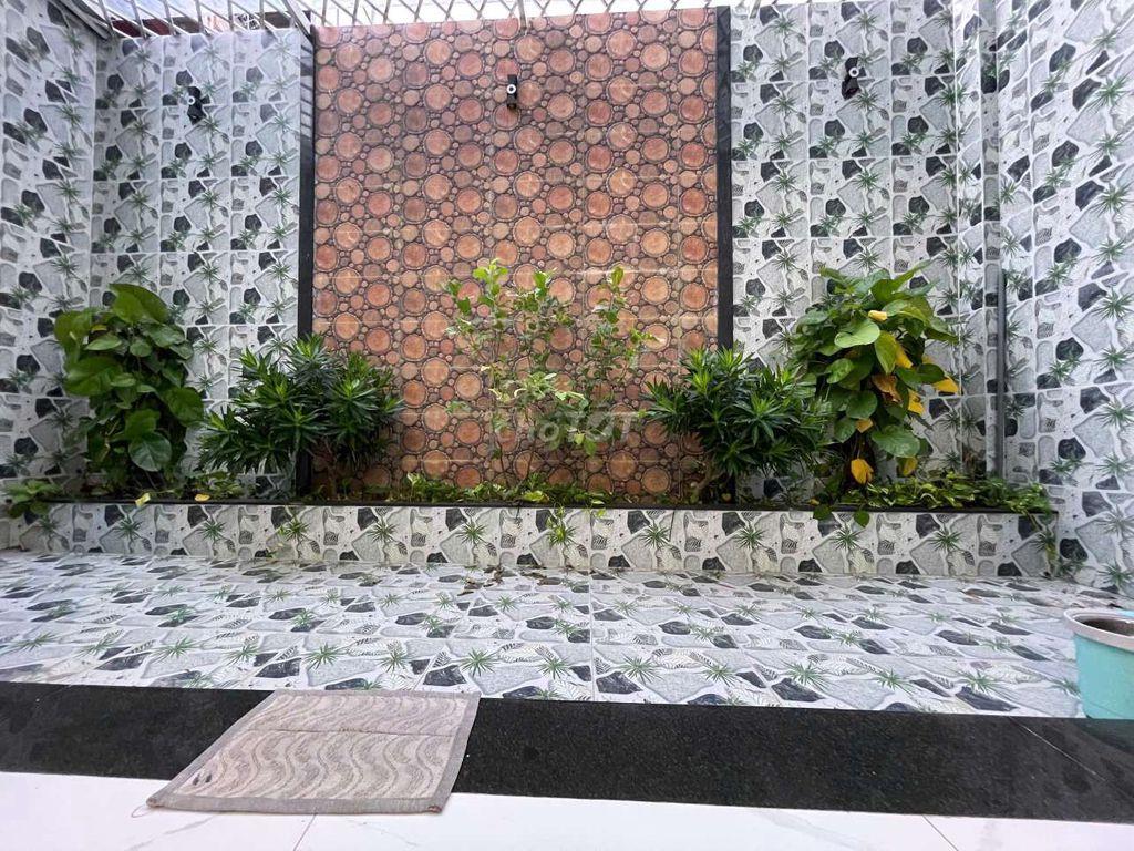 XE HƠI ĐỔ CỬA, CO THANG MÁY 87M2 GÒ VẤP