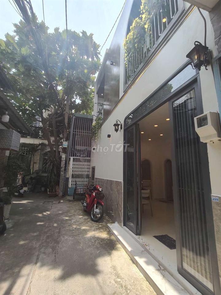 NHÀ ĐẸP 3 PHÒNG NGỦ TRUNG TÂM GÒ VẤP