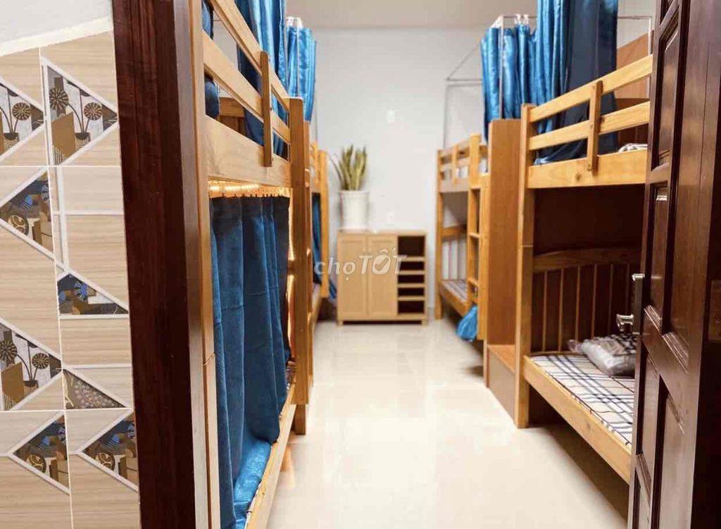 Pass phòng kí túc xá ngay IUH , không cần cọc trước