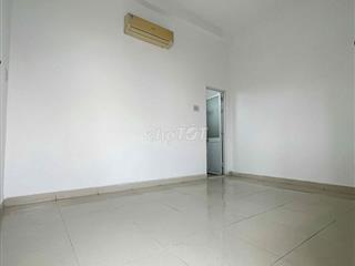 CHO THUÊ PHÒNG TRỌ cách đại học Công Nghiệp 300m