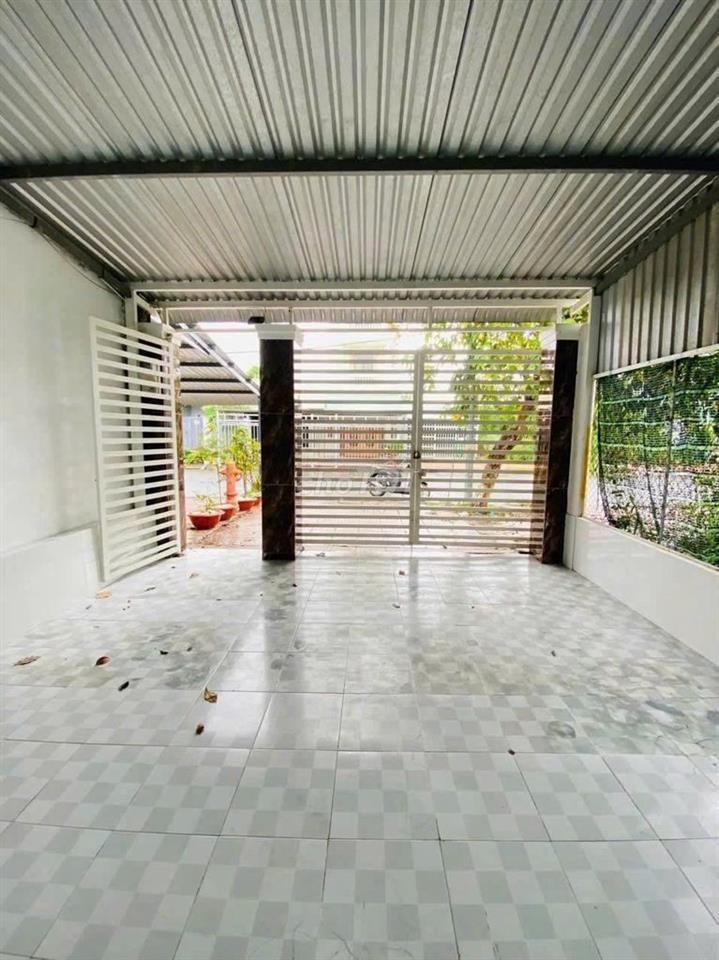 Cần bán nhanh căn nhà ngay Tân Phú Trung Củ Chi sổ hồng riêng 750triệu