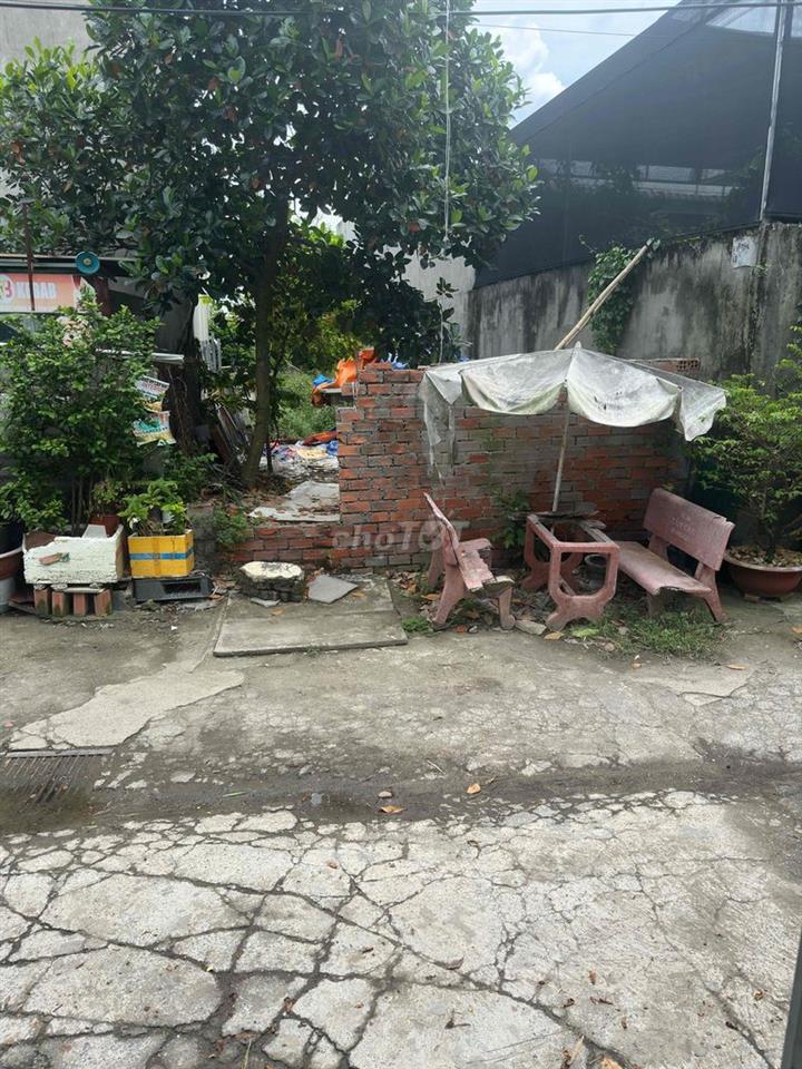cần bán đất 2 mặt đường