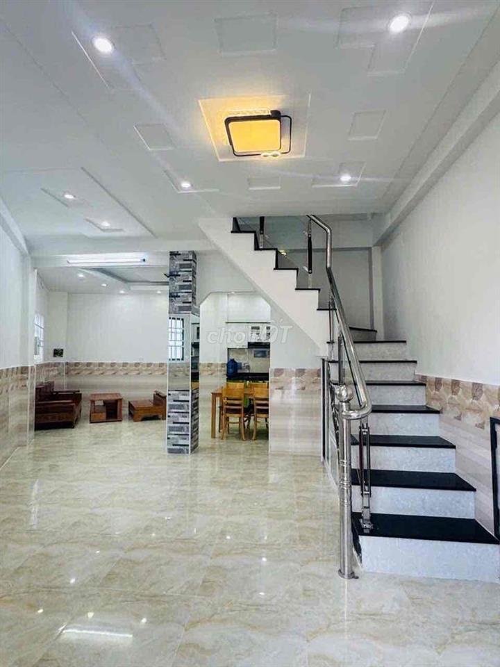 ✅ BÁN NHÀ TRỆT LẦU NGAY TRƯỜNG HỌC NGUYỄN HƯU CẦU GIÁ BA TỶ HAI