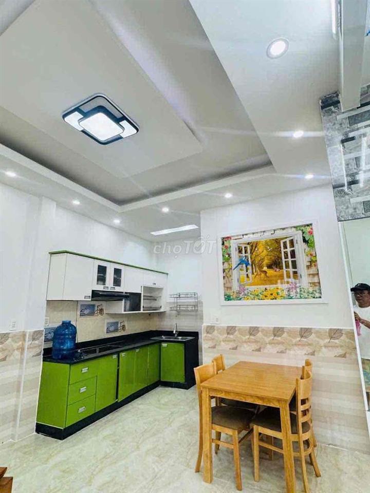 ✅ BÁN NHÀ TRỆT LẦU NGAY TRƯỜNG HỌC NGUYỄN HƯU CẦU GIÁ BA TỶ HAI