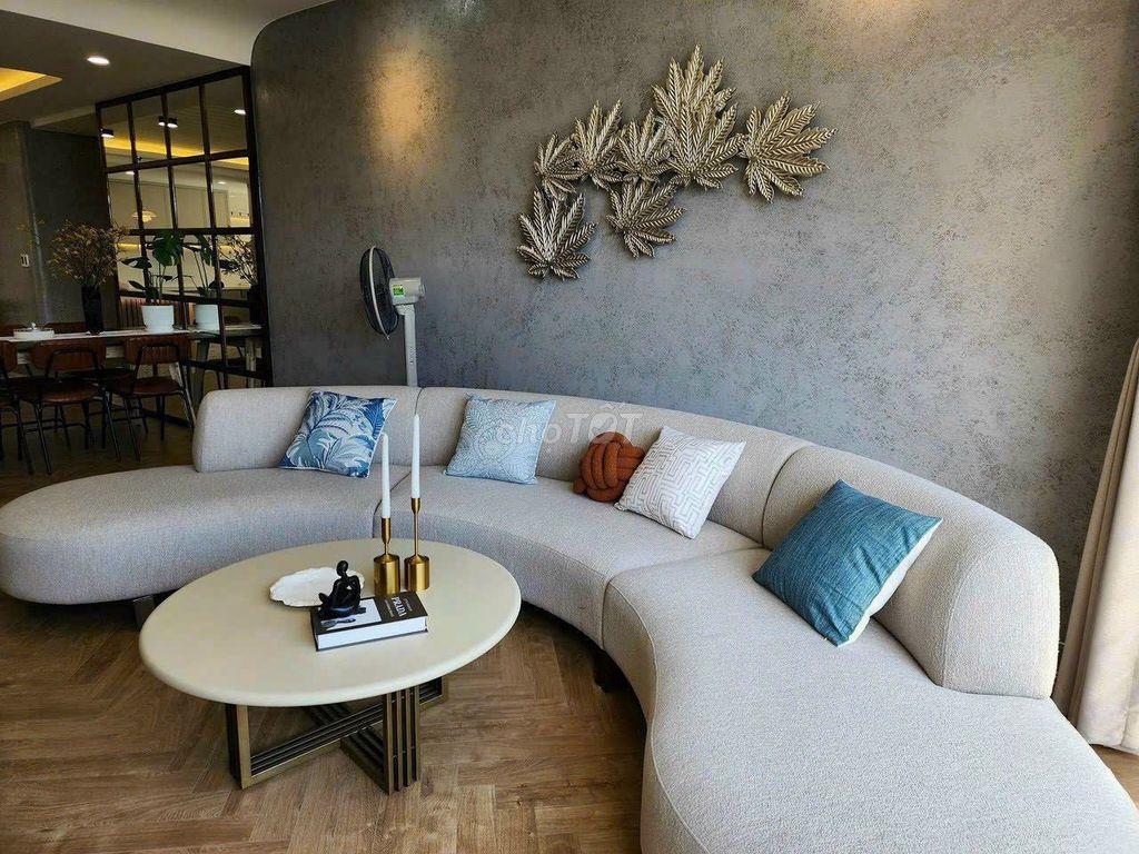 Penthouse Satra Eximland- 200m2 nội thất cao cấp 4PN, 3WC Giá 49 Tr/th