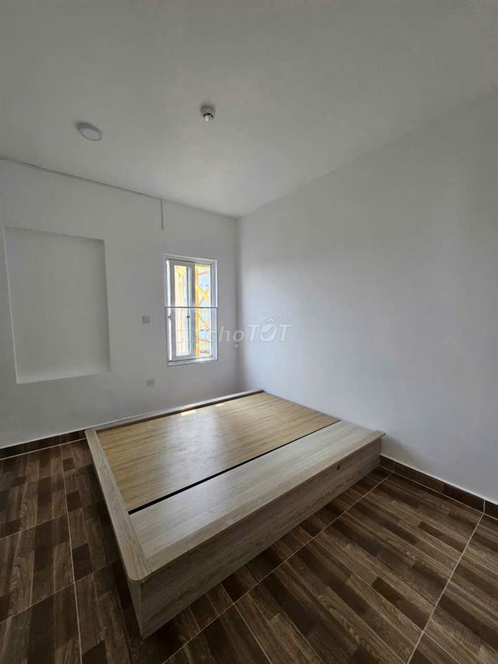 CHung cư Nhiêu Tứ, Hoa Sứ, PN: 2PN, NTCB, 60m2, 10 triệu