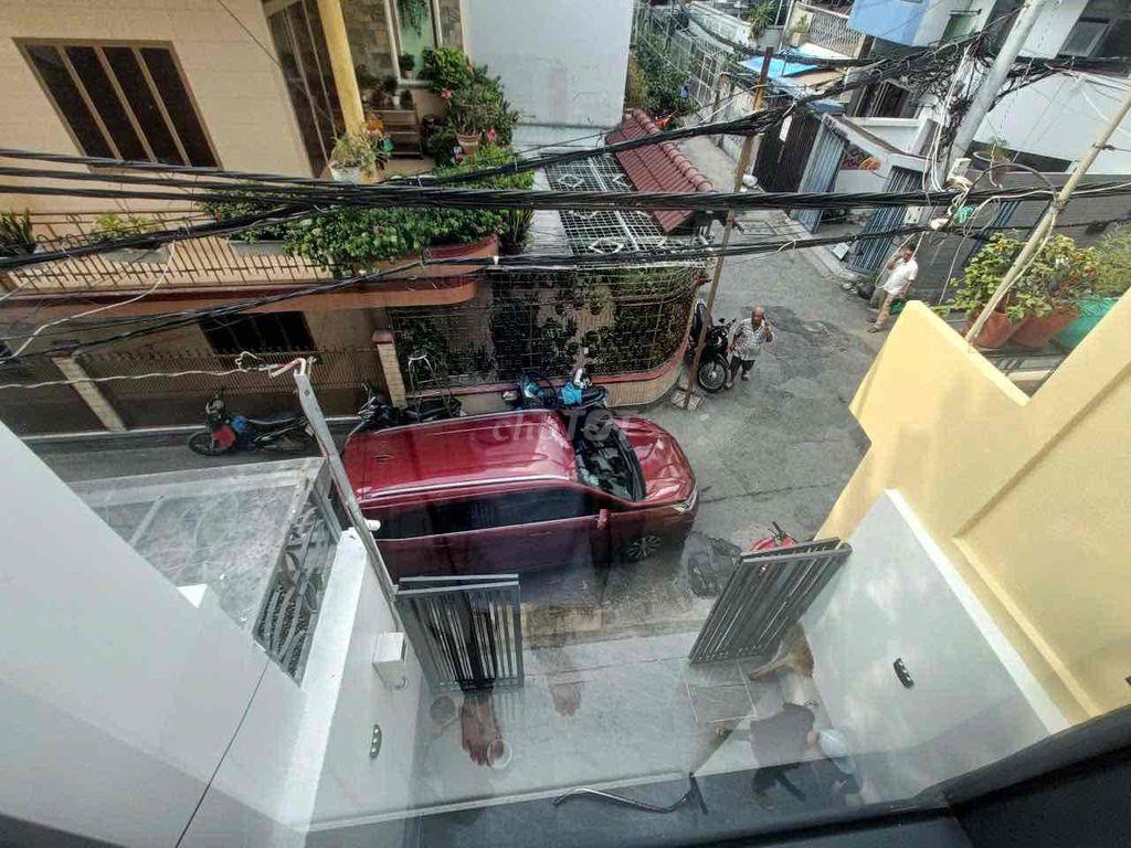 Mặt Tiền 4 Tầng - Sát Quận 1 - Gần Chợ Bà Chiểu- 20triệu