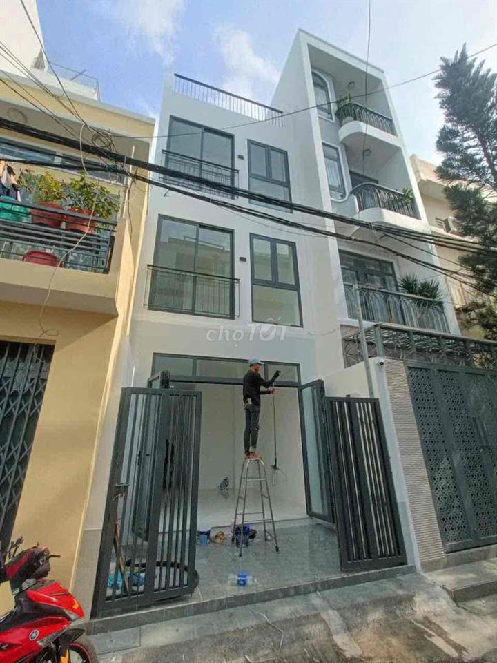 Mặt Tiền 4 Tầng - Sát Quận 1 - Gần Chợ Bà Chiểu- 20triệu