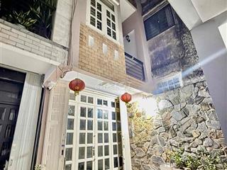 cho thuê nhà nguyên căn , hẻm cụt , đường đỗ tấn phong , Q. Phú Nhuận