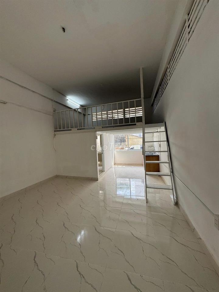 Cho Thuê Căn Hộ 614 Điện Biên Phủ (Quận 10) - 80m², , Giá 7 Tr/Tháng