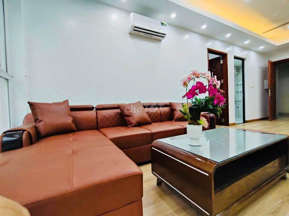 C/c cao cấp Nguyễn Kim, Nhật Tảo cho thuê căn 3PN, Full Nội thất 15tr