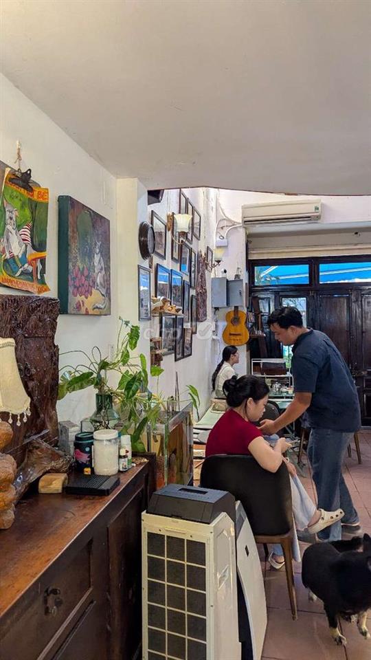 Sang Quán Cafe bánh Vintage quận 10