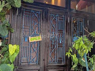 Sang Quán Cafe bánh Vintage quận 10