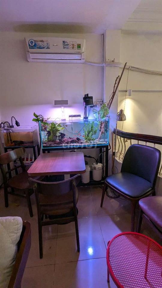 Sang Quán Cafe bánh Vintage quận 10