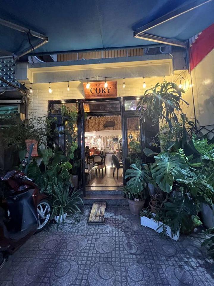 Sang Quán Cafe bánh Vintage quận 10