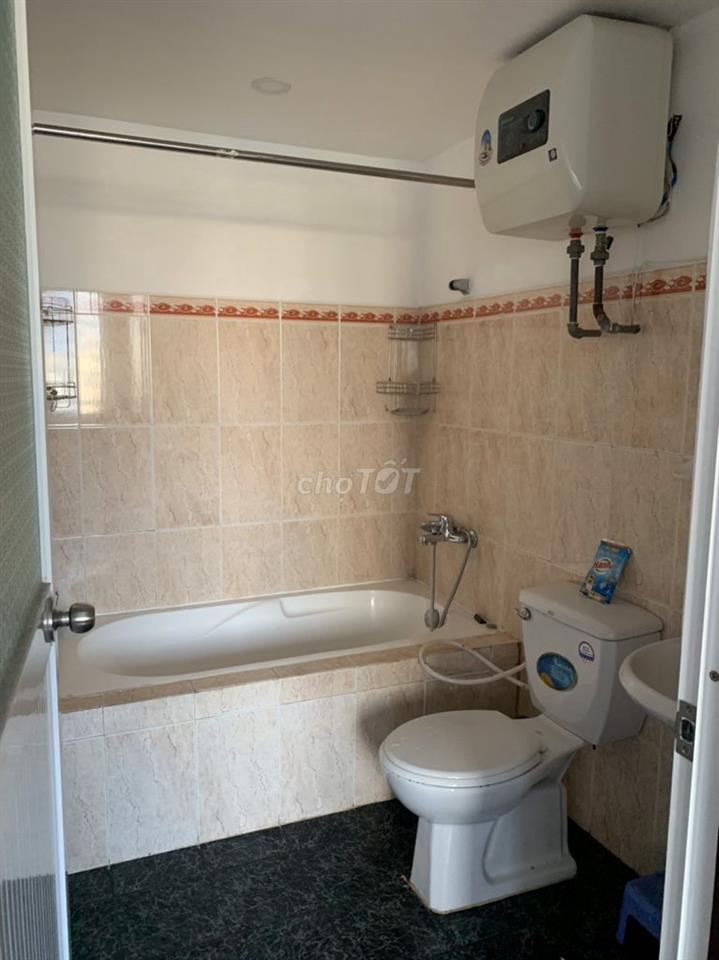 Chung Cư Lý Thường Kiệt Quận11 - 65m², 1PN,, Ban Công Mặt Tiền
