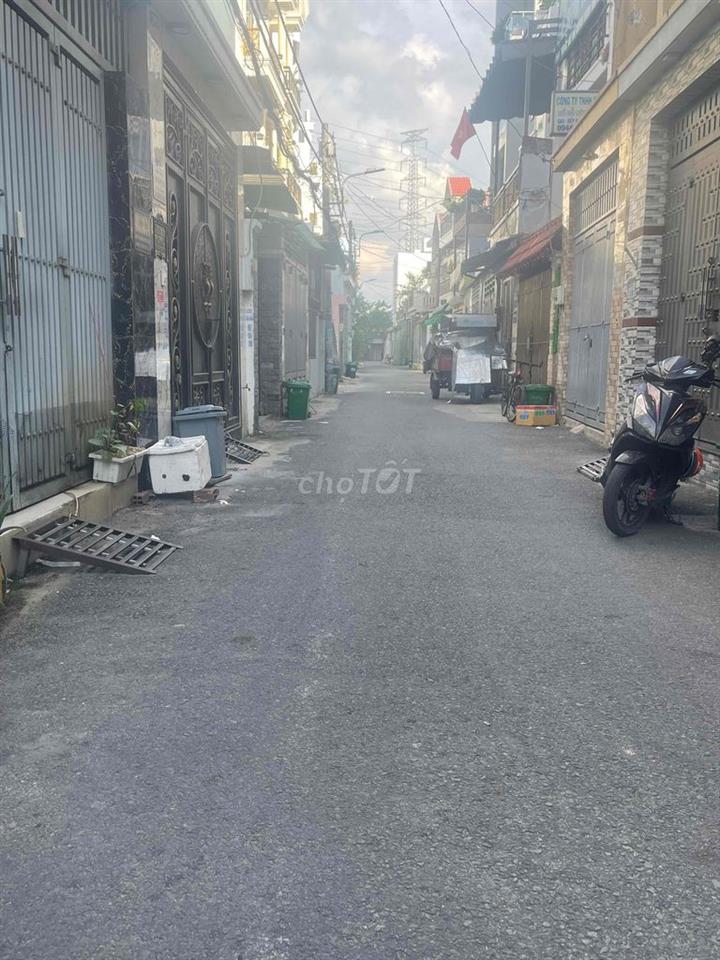 NHÀ TRƯƠNG THỊ HOA – GIÁP GÒ VẤP – NGANG 5M X 25M - 5 TỶ X