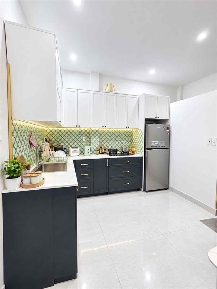 Nhà Nguyễn Văn Khối - 45m2 - 2 Tầng - 5M2 Thông - Giá 3 tỷ 9