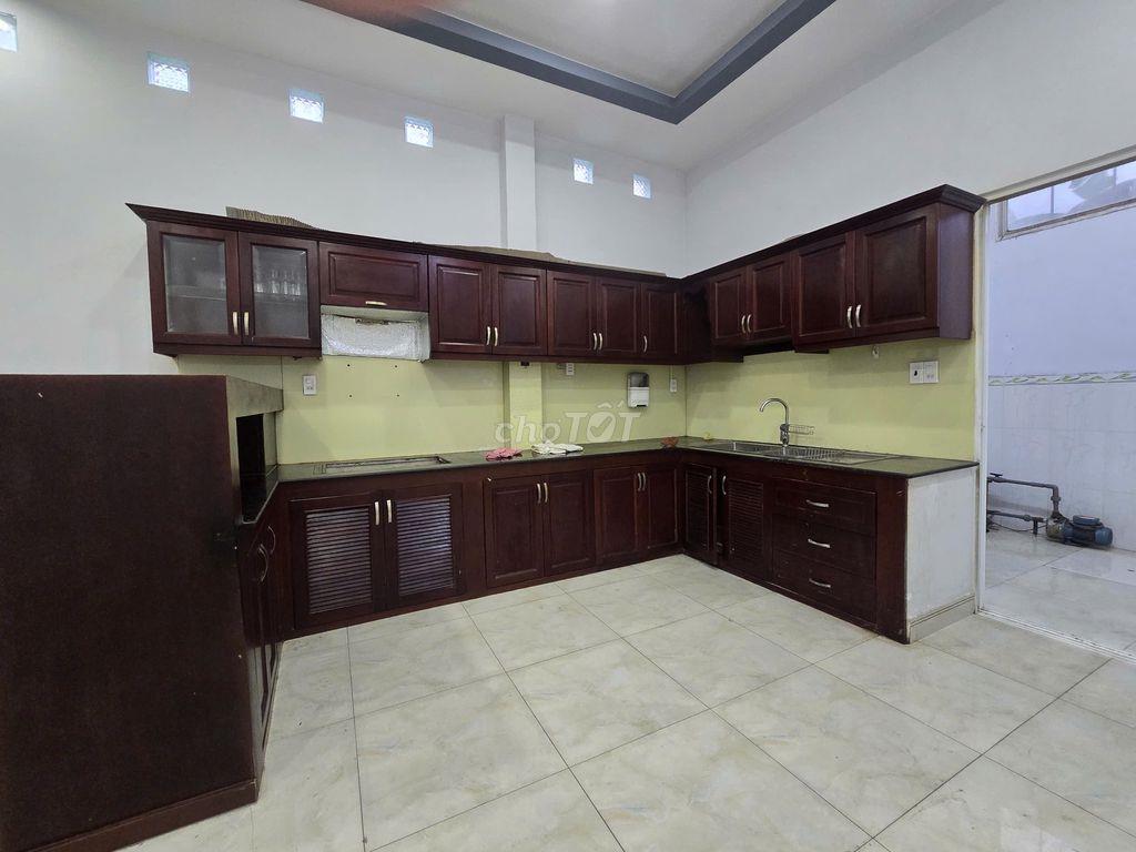 Chính chủ cho thuê nhà nguyên căn MT TL31 ngay Chợ đêm TL19
