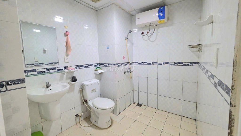 Chung cư Trần Quốc Thảo, thang bộ Giá thuê 9tr/th 1PN, 1wc ,Ko NT