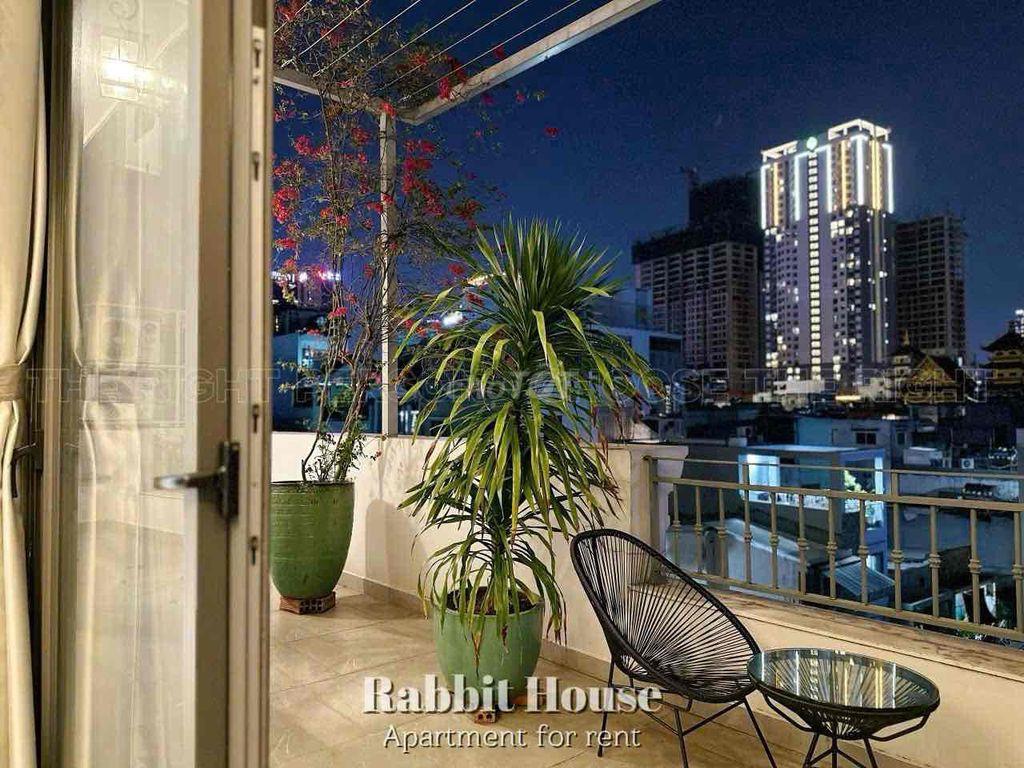PENTHOUSE TOẠ LẠC TẠI TRUNG TÂM QUẬN 1