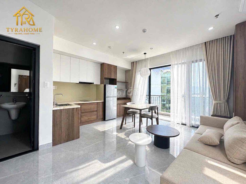 CĂN HỘ CAO CẤP TÂN ĐỊNH, QUẬN 1 – BAN CÔNG LỚN, MÁY GIẶT RIÊNG, FULL N
