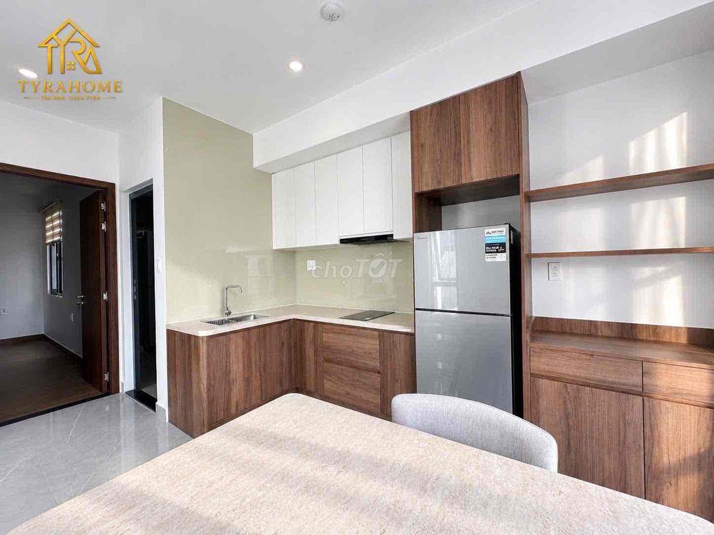 CĂN HỘ CAO CẤP TÂN ĐỊNH, QUẬN 1 – BAN CÔNG LỚN, MÁY GIẶT RIÊNG, FULL N
