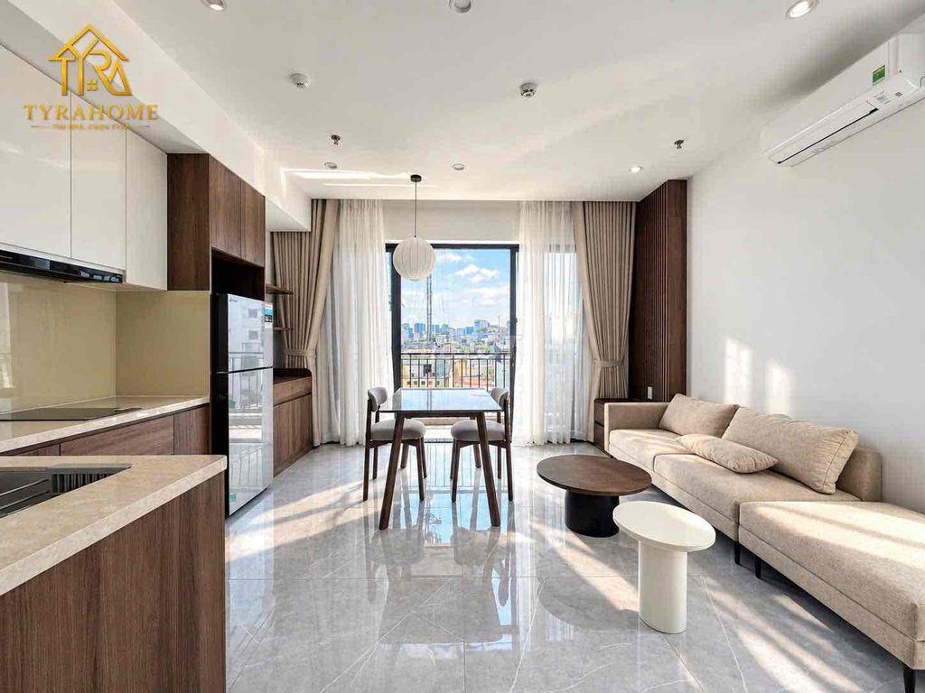 CĂN HỘ CAO CẤP TÂN ĐỊNH, QUẬN 1 – BAN CÔNG LỚN, MÁY GIẶT RIÊNG, FULL N