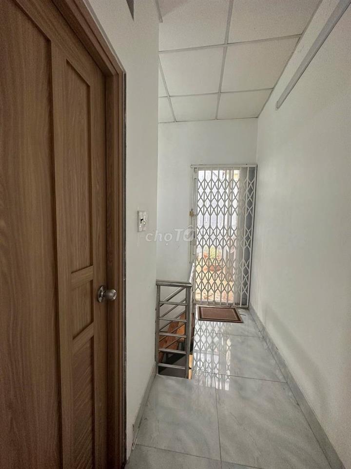 THUÊ NHÀ NGUYÊN CĂN 3NP - QUẬN 4