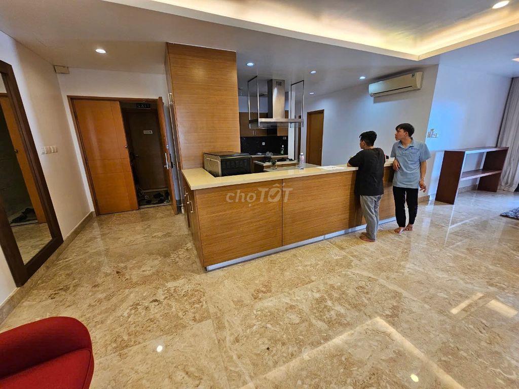 Cho thuê căn Penthouse Cộng Hòa Garden 150m2 4PN 3WC Đủ Nội Thất.