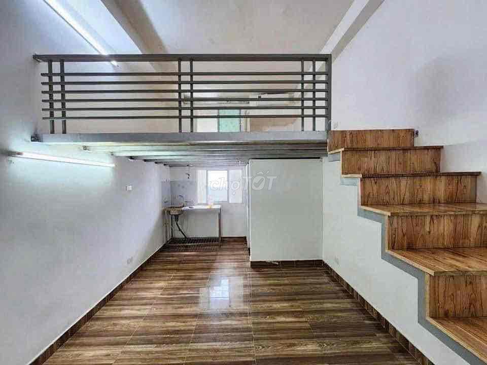 phòng gác 35m2 tại hẻm 134 nguyễn thị thập 3 người thoải mái gác cao