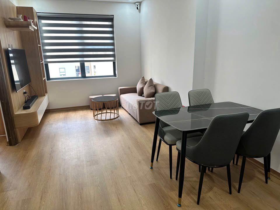 Cho thuê C/c cao cấp Sky Center, Phổ Quang - Căn 2PN, Full NT giá 14tr