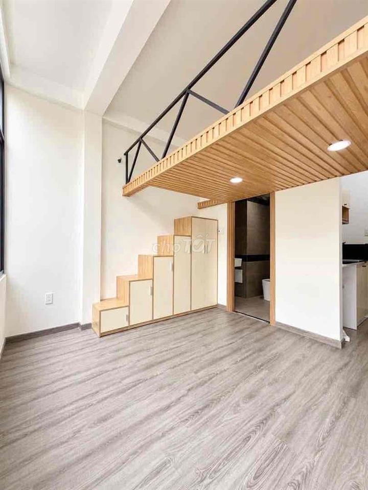 Duplex Cửa Sổ Trời 30m2 Ánh Sáng Tự Nhiên - Ngay Âu Cơ
