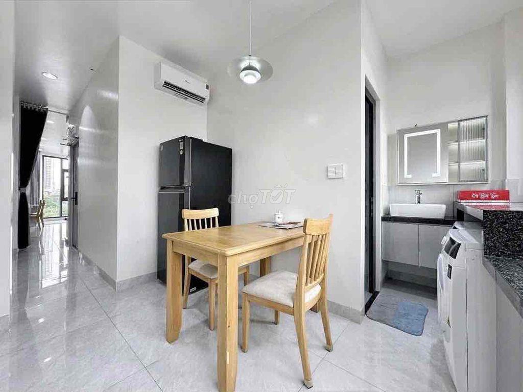 Căn Hộ Studio Cửa Sổ Trời 40m2 - Ngay Âu Cơ