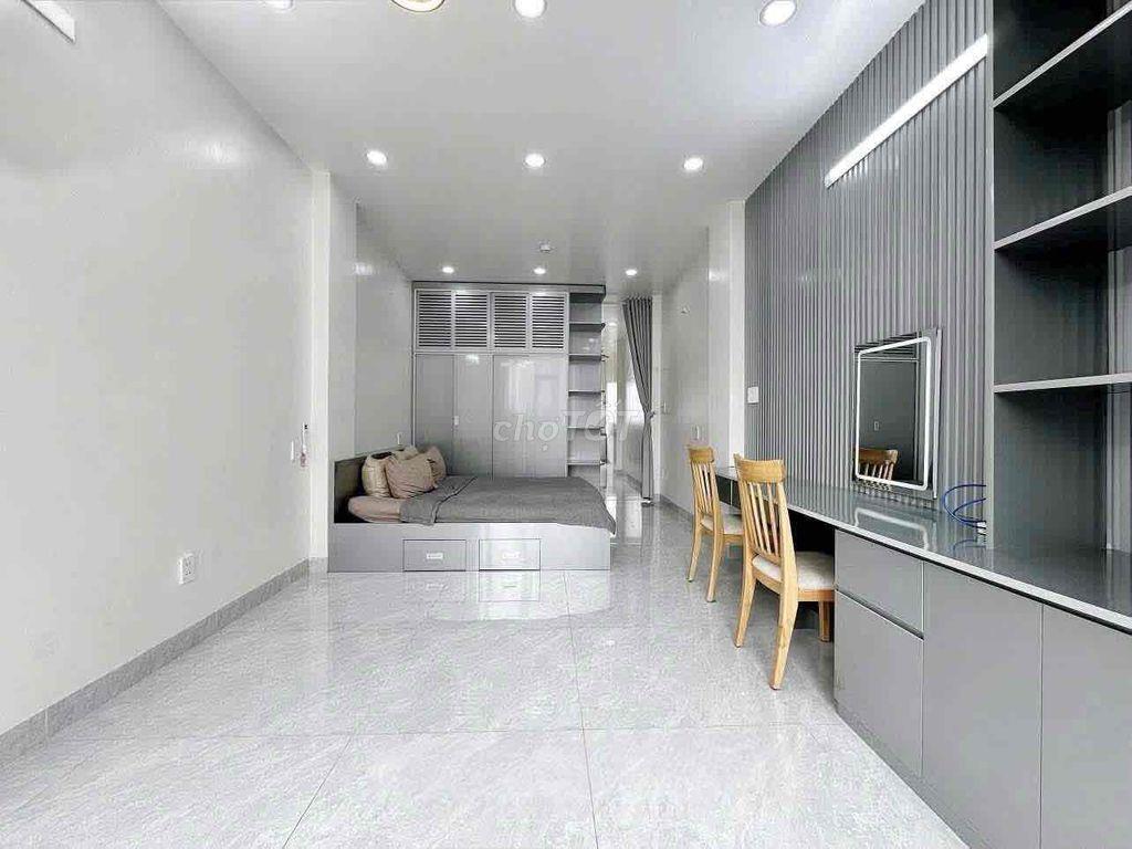 Căn Hộ Studio Cửa Sổ Trời 40m2 - Ngay Âu Cơ