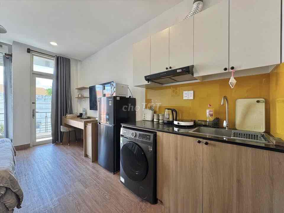 CĂN HỘ STUDIO CAO CẤP - CÁCH  MẠNH  THÁNG TÁM - BK - UEH - SGU - Q1,Q3