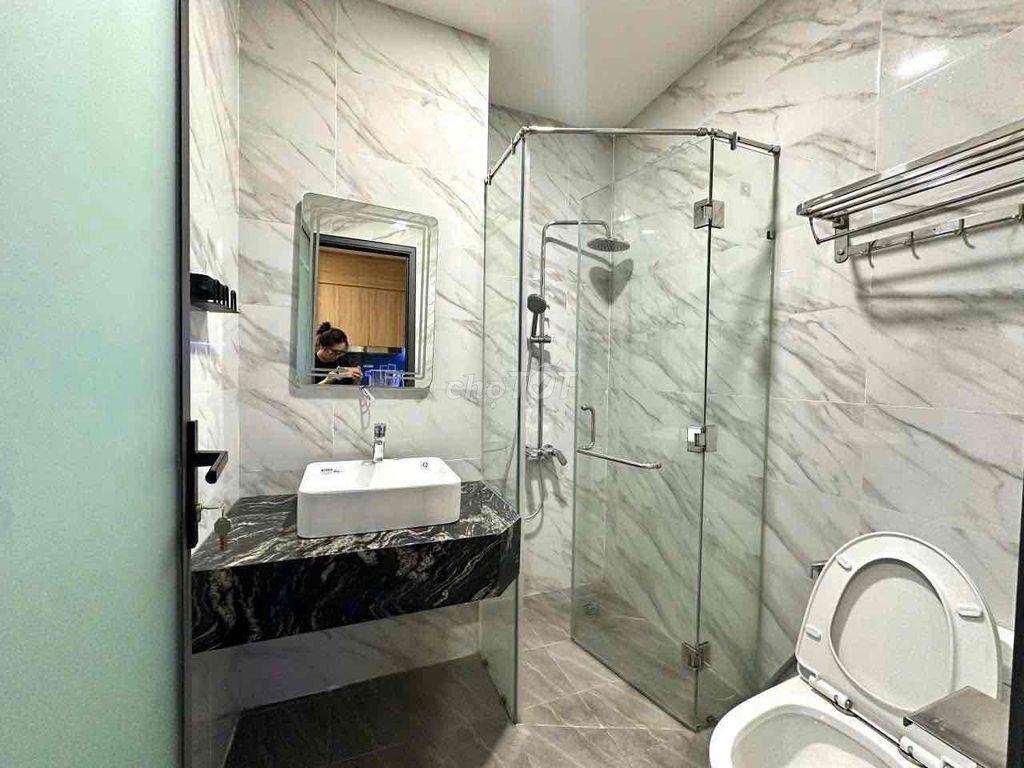 CĂN HỘ DỊCH VỤ CAO CẤP 50m2 TRÊN ĐƯỜNG CỘNG HOÀ TIỆN