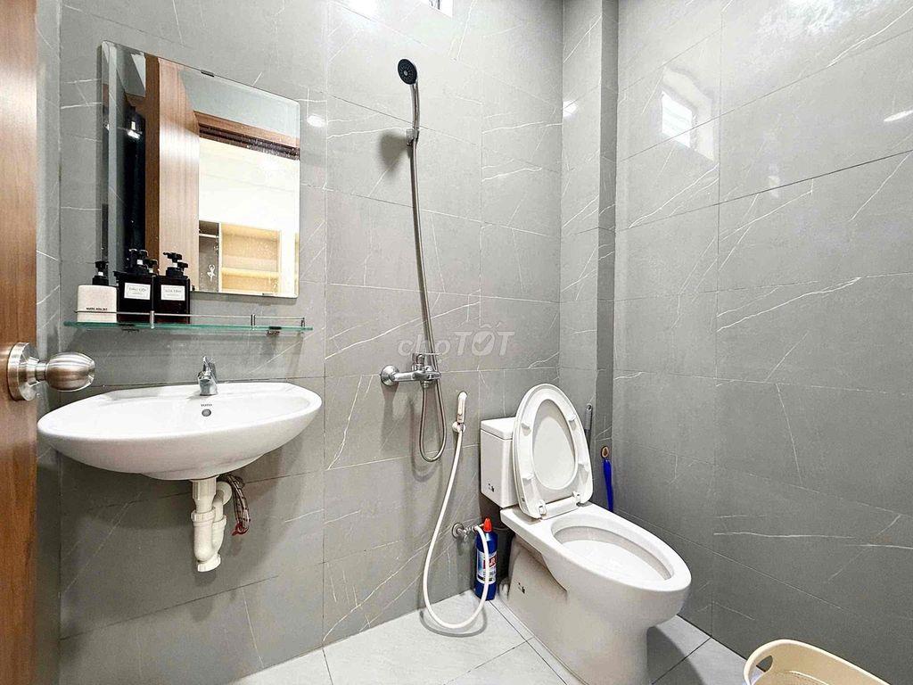 CĂN HỘ DỊCH VỤ CAO CẤP 40m2 FULL NT Ở HOÀNG VĂN THỤ SIÊU ĐẸP SANG XỊN