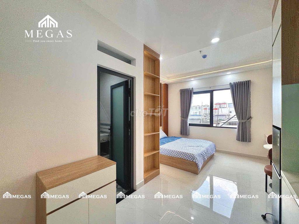 CĂN HỘ DỊCH VỤ CAO CẤP NGAY LẠC LONG QUÂN TIỆN QUA QUẬN 10 QUẬN 3