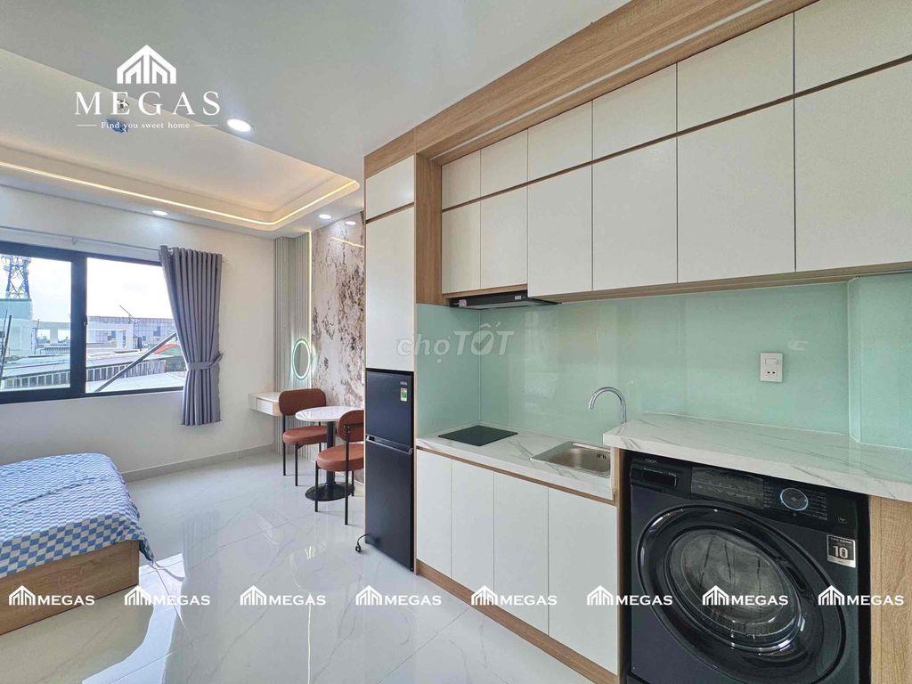 CĂN HỘ DỊCH VỤ CAO CẤP NGAY LẠC LONG QUÂN TIỆN QUA QUẬN 10 QUẬN 3